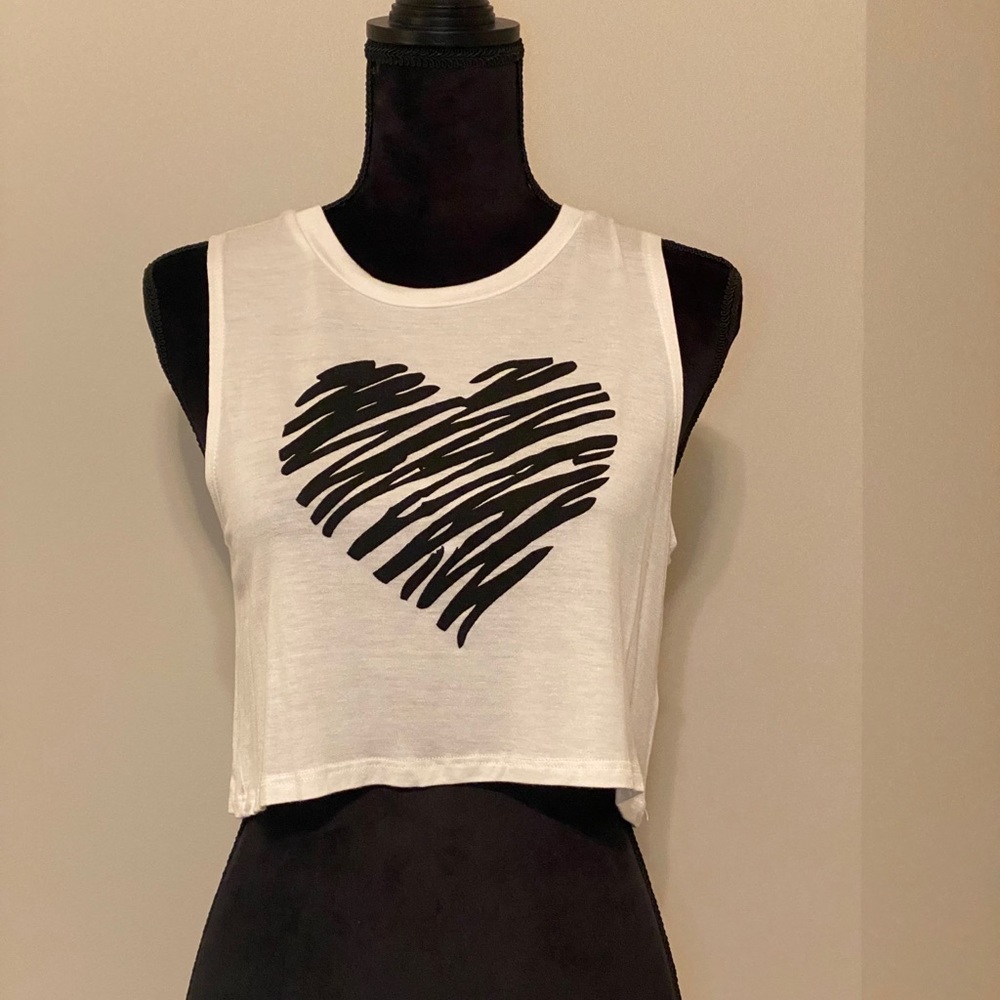 Color Bear cropped tank with heart